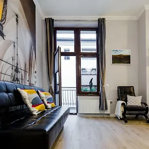 kings-landing-apartament.krakowhotelspoland.com/
